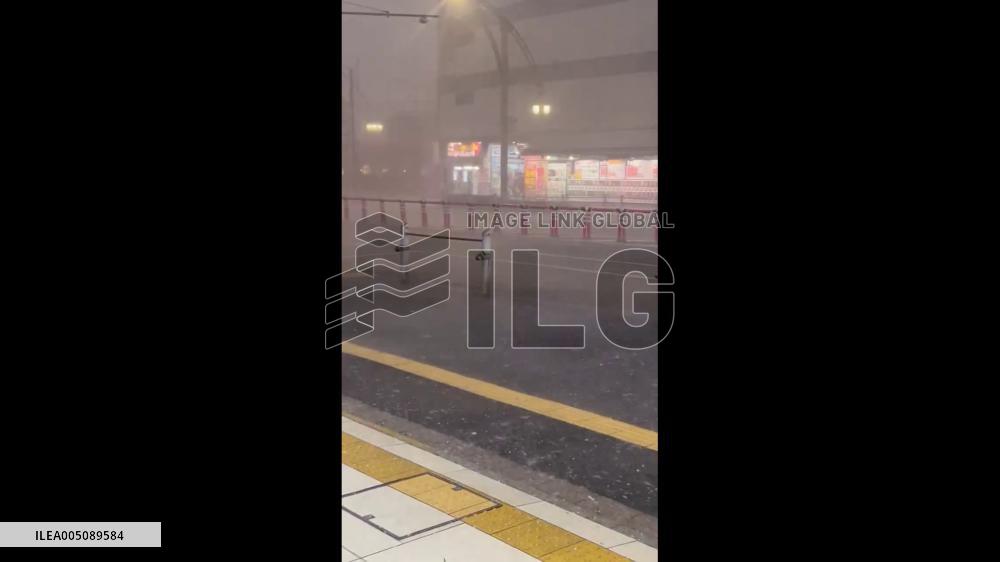 Japan: Severe Storm Batters Tokyo With Torrential Rain and Hail 3