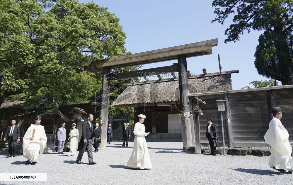 Princess Aiko visits Ise Jingu shrine