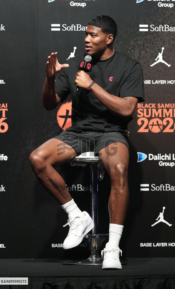 Basketball: Hachimura meets press in Nagoya