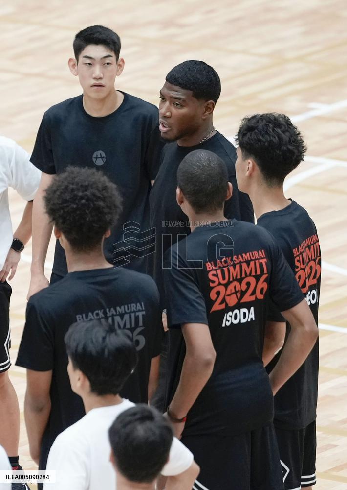 Basketball: Hachimura hosts young talent development project