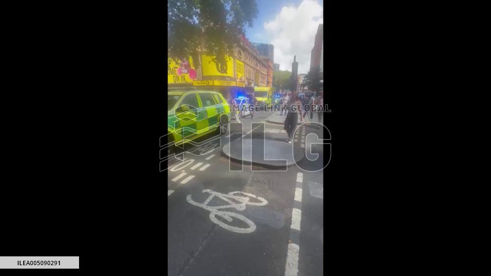 UK: Woman Arrested After Four Men Stabbed in London’s Covent Garden