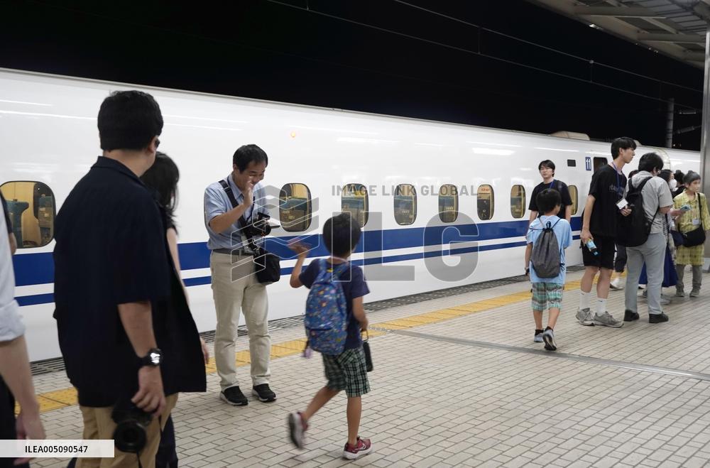 Night shinkansen launched