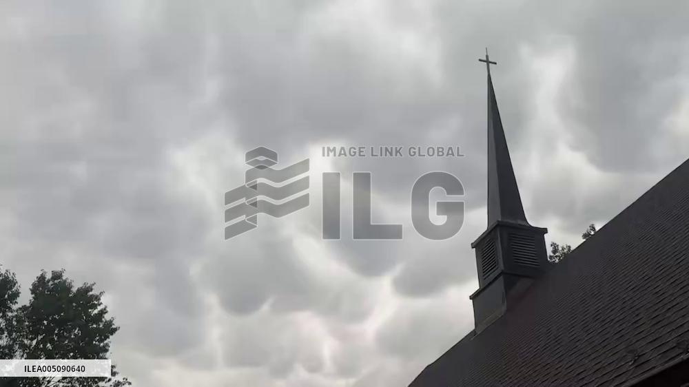 US: Mammatus Clouds Spotted Over Silver Spring, Maryland