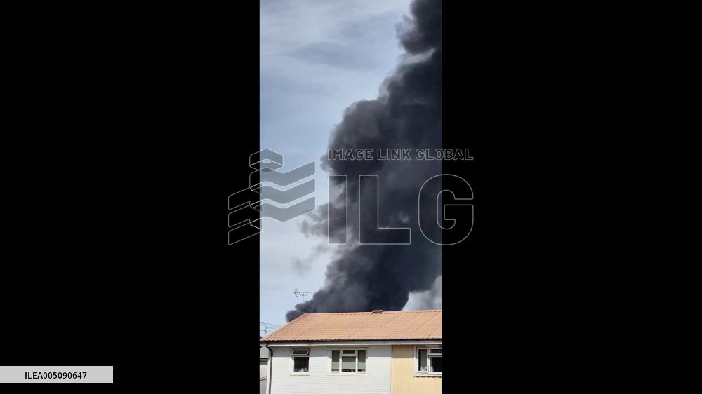 UK: Northamptonshire Fire Crews Battle Corby Recycling Blaze