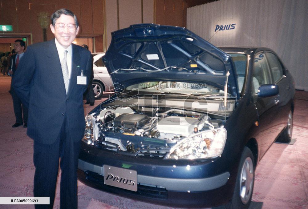 Ex-Japan Business Federation head Hiroshi Okuda dies