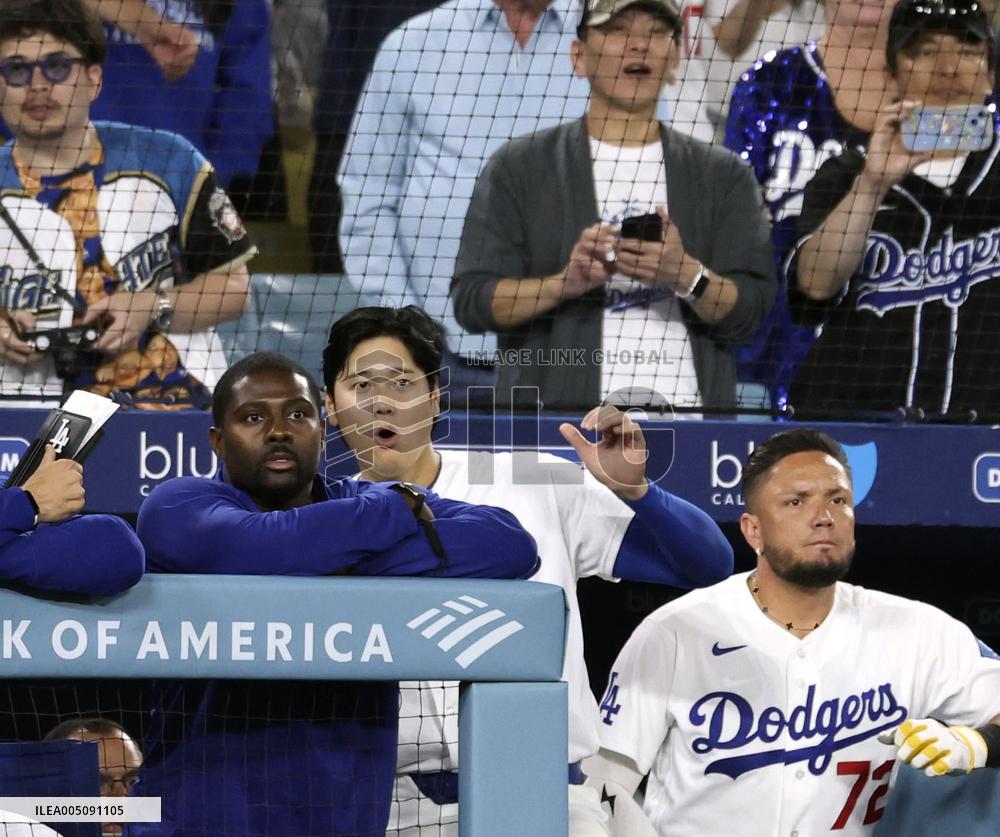 Baseball: Brewers vs. Dodgers