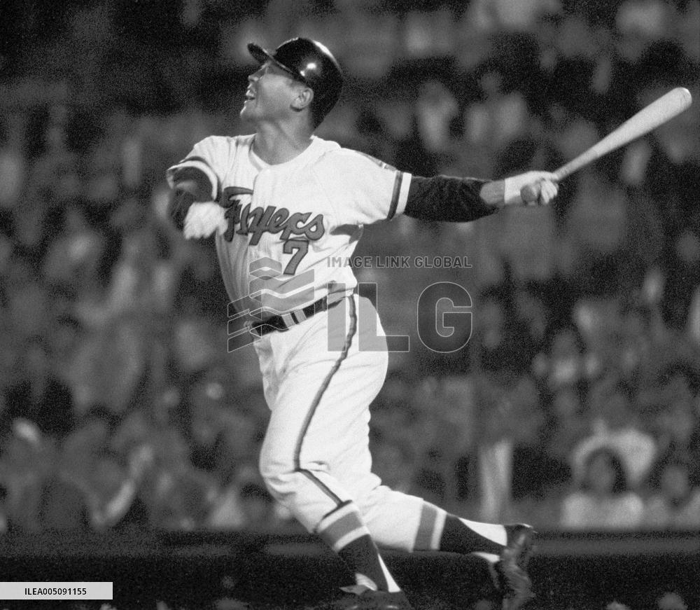Baseball: Japan, S. Korea batting champion Baek In Chun dies