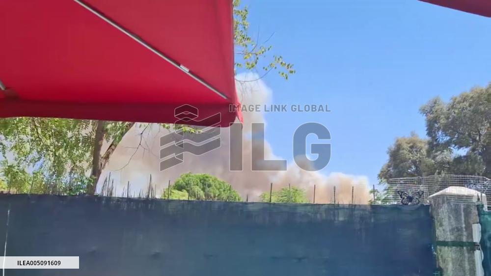Spain: Wildfire Threatens Homes in Madrid’s Sierra Suroeste Region