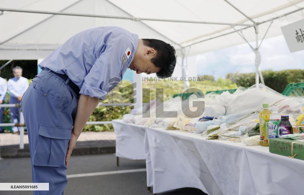 Japan top spokesman visits Aeon Mall explosion site