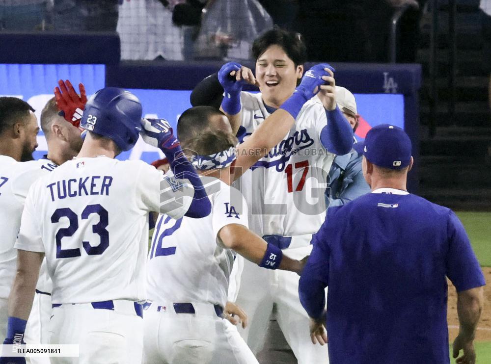 Baseball: Pirates vs. Dodgers