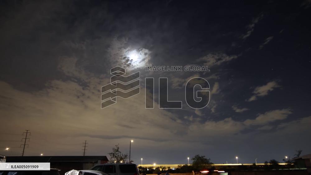 US: Dust Storm Slams Phoenix Metro, Reduces Visibility 2