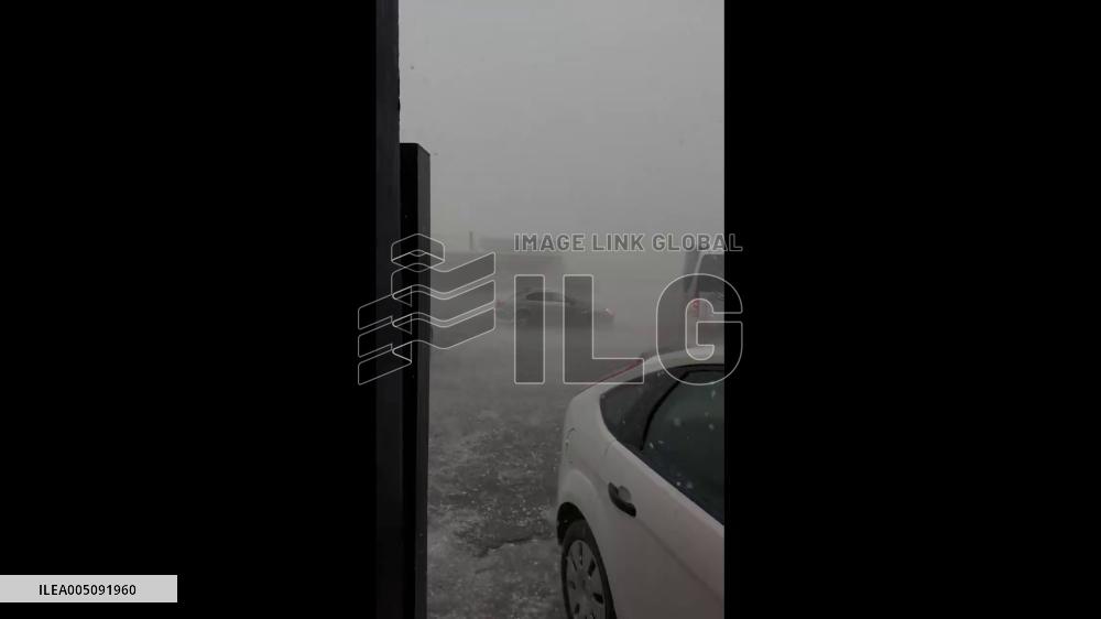 Spain: Severe Hailstorm Triggers Flooding, Road Closure in Tarragona 5