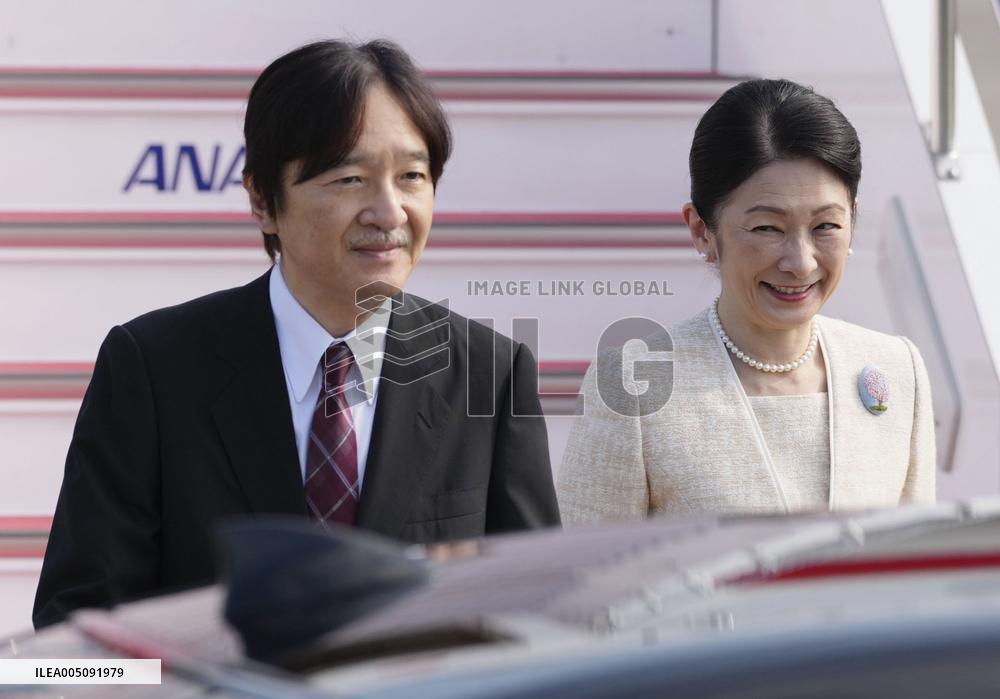 Japan crown prince, crown princess return from Paraguay