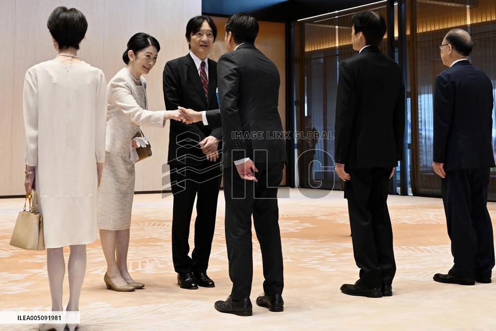 Japan crown prince, crown princess return from Paraguay
