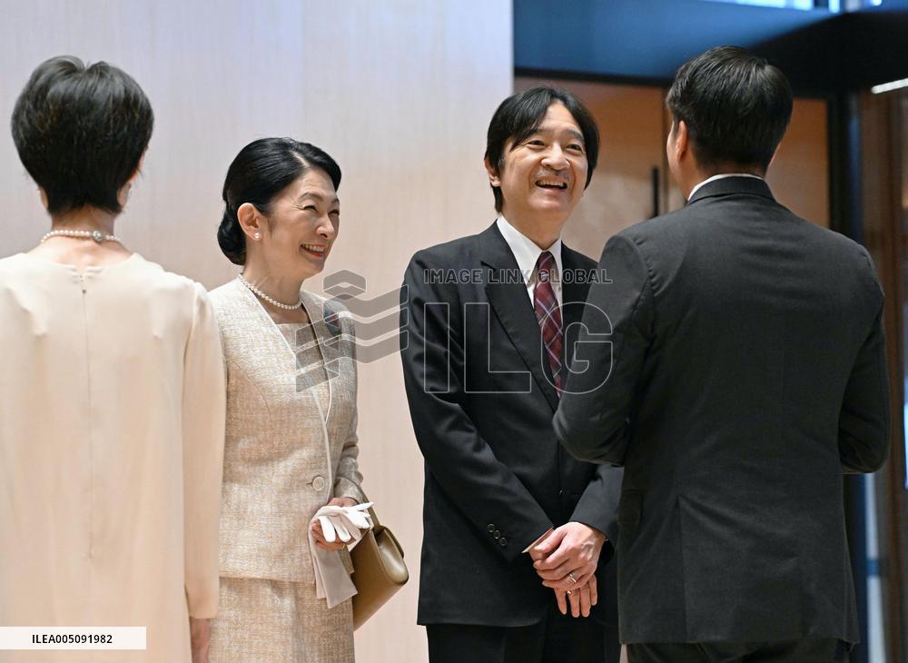 Japan crown prince, crown princess return from Paraguay
