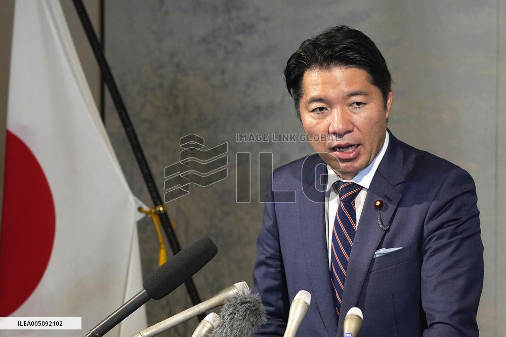 Japan lawmakers meet senior China official