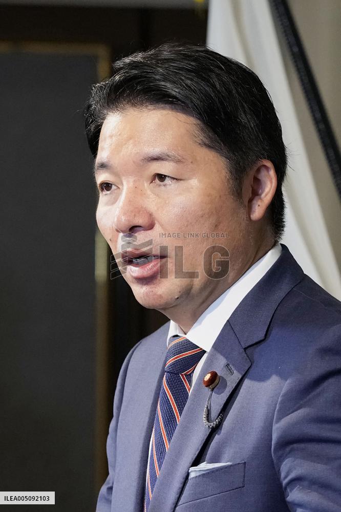 Japan lawmakers meet senior China official