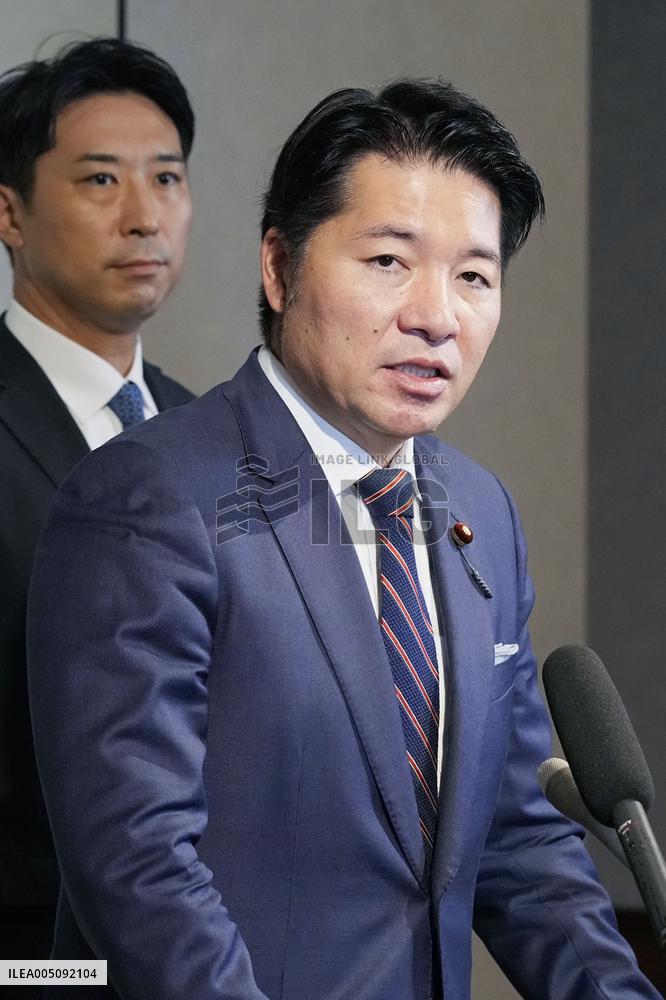 Japan lawmakers meet senior China official