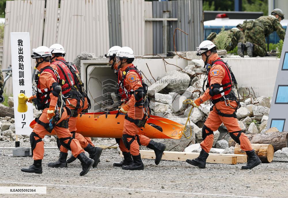 Cross-municipality governments disaster drill