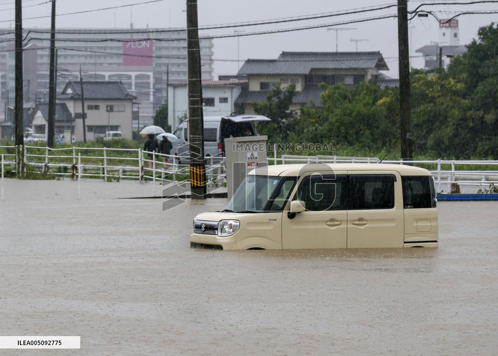 Heavy rain in eastern Japan