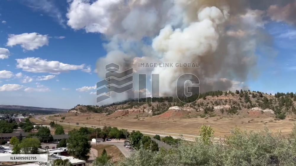 US: Fast-Moving Lookout Fire Forces Evacuations Near Spearfish, South Dakota 3