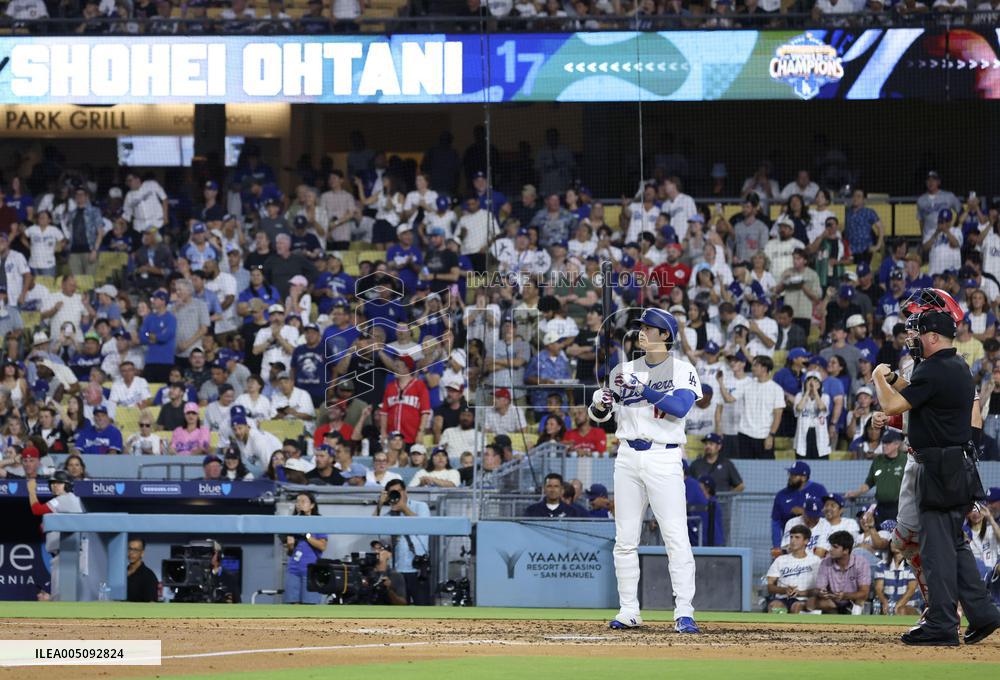 Baseball: Reds vs. Dodgers