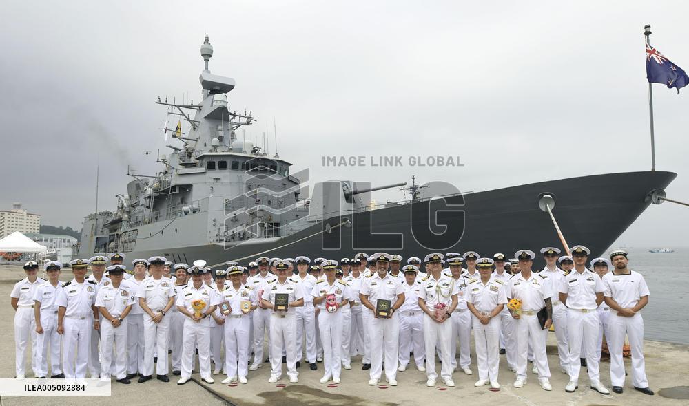 New Zealand warship makes port call in Yokosuka