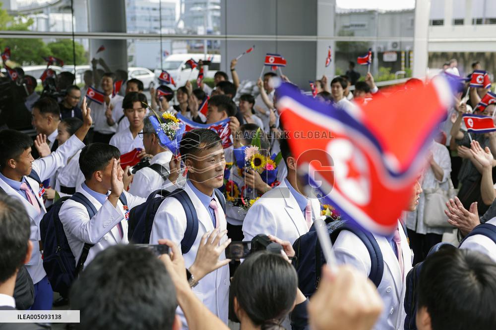 N. Korean athletes arrive in Japan for Asian Games