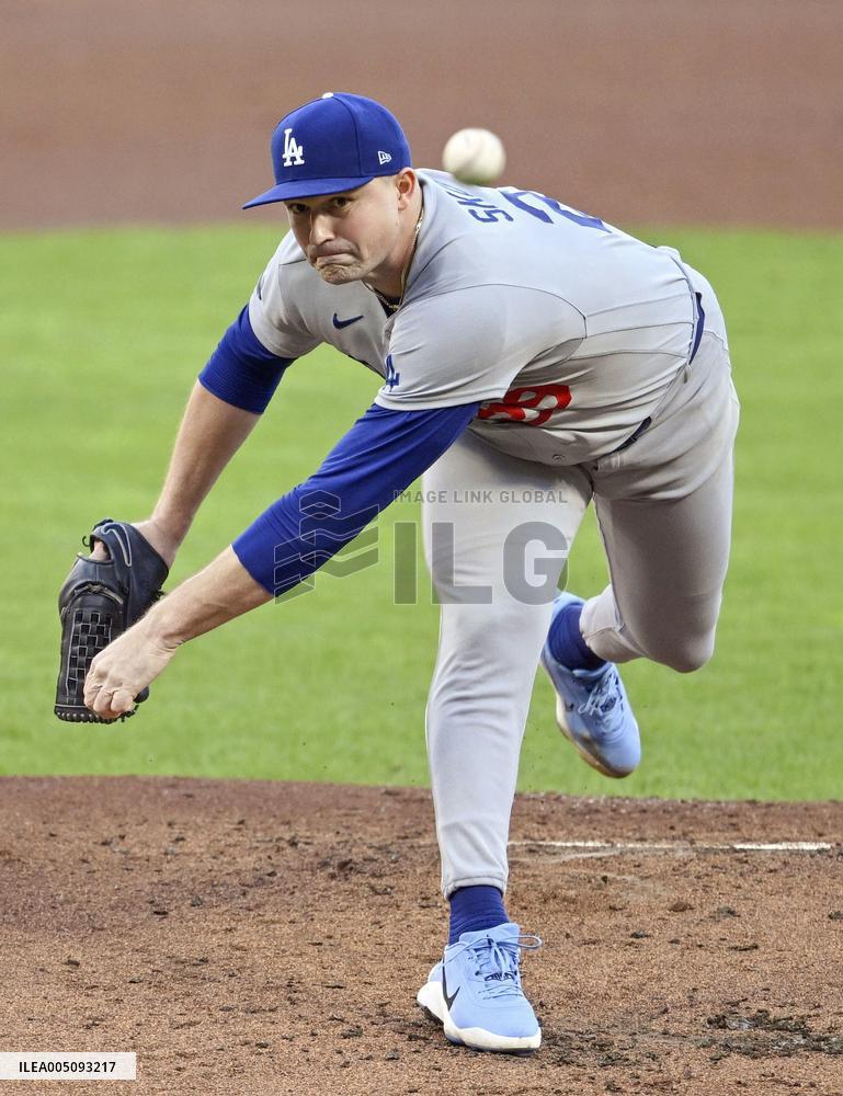 Baseball: Dodgers vs. Reds