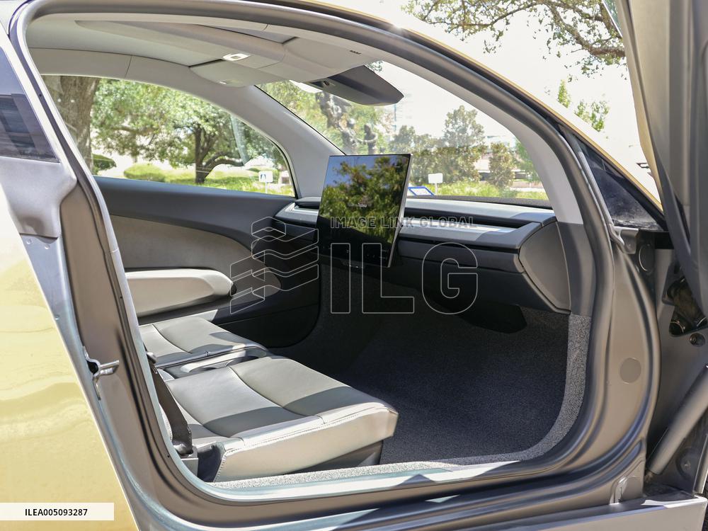 Tesla's driverless robotaxi Cybercab