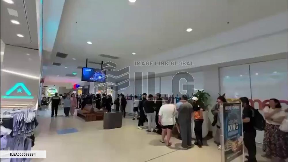 Australia: Pokémon Fans Line Up for 30th Anniversary Collection