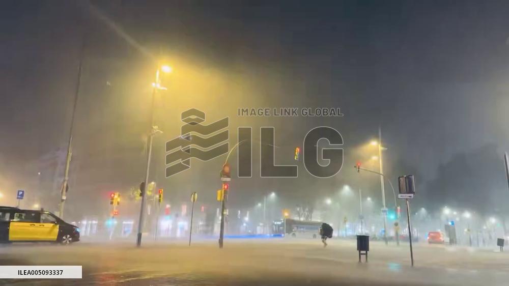 Spain: Severe Storm Hits Catalonia With Hail and Strong Winds
