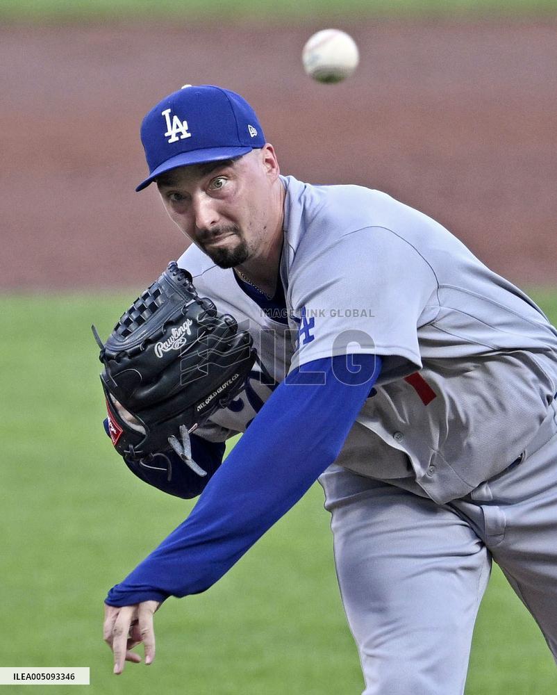 Baseball: Dodgers vs. Reds
