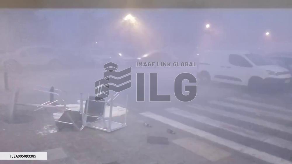 Spain: Fierce Winds and Heavy Rain Batter Valencia, Reducing Visibility