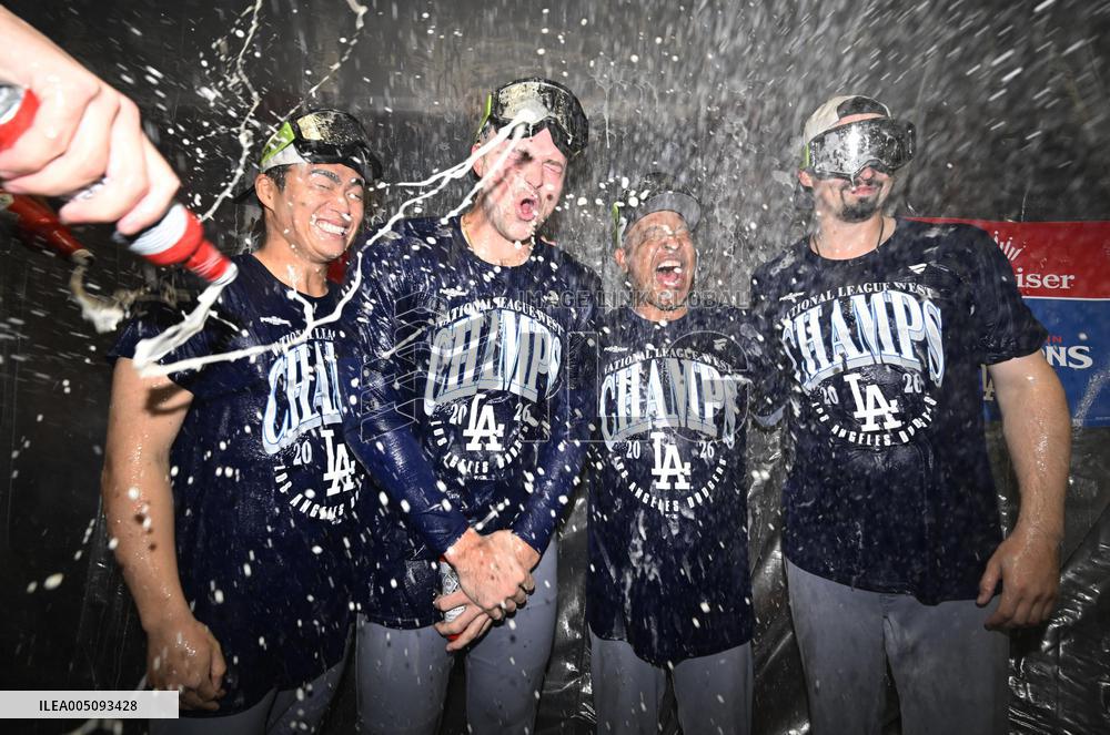 Baseball: Dodgers clinch NL West title
