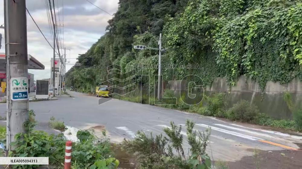 Japan: Typhoon Dujuan Causes Landslides Across Kanto Region 5
